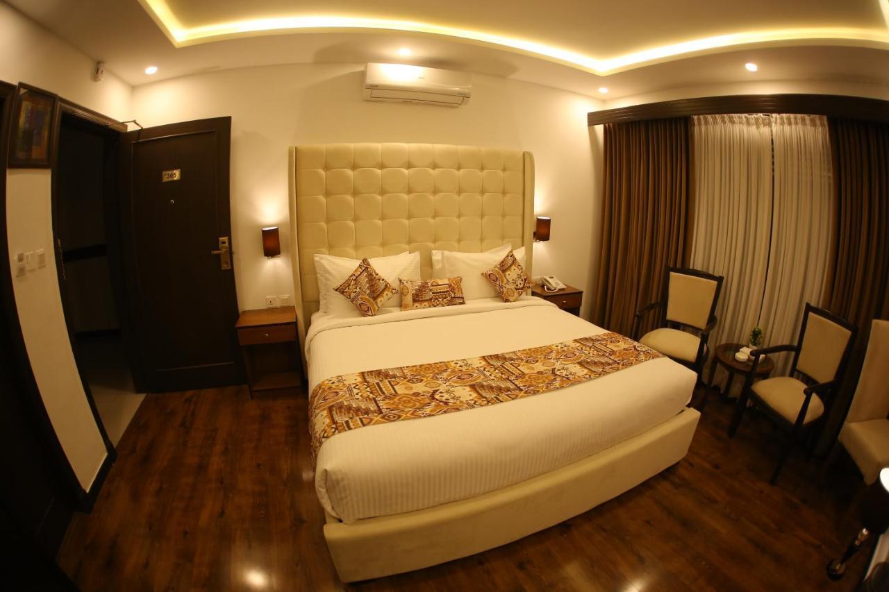 Grand Mongolia Hotel 拉瓦尔品第 外观 照片