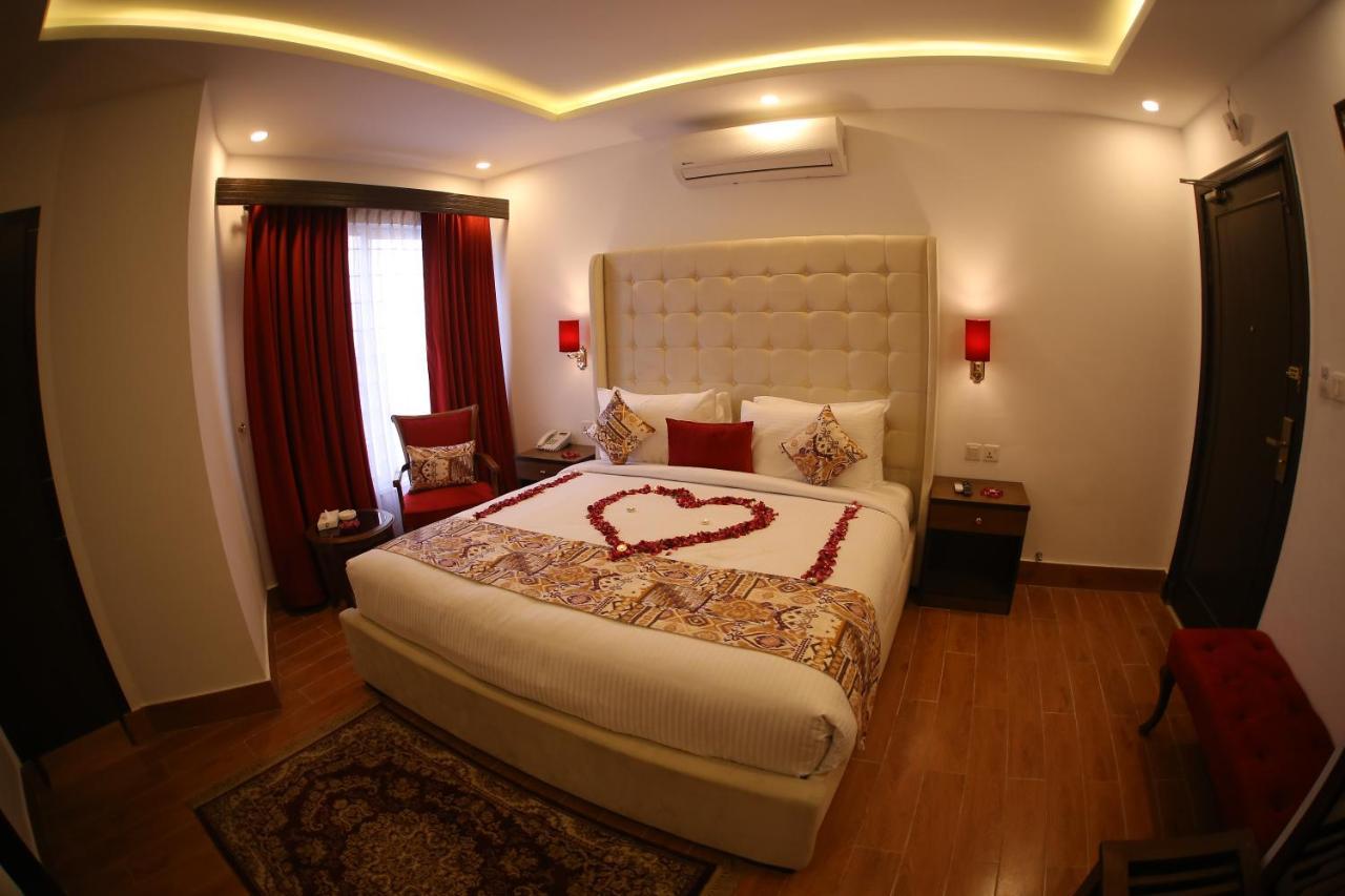 Grand Mongolia Hotel 拉瓦尔品第 外观 照片