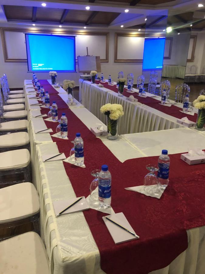 Grand Mongolia Hotel 拉瓦尔品第 外观 照片